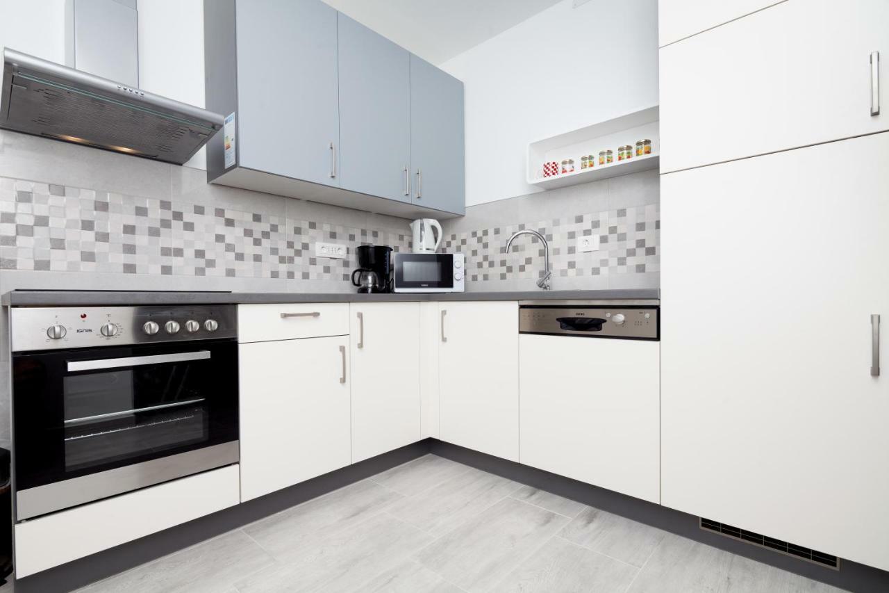 New Brend App Matija Apartment Pinezici  Luaran gambar